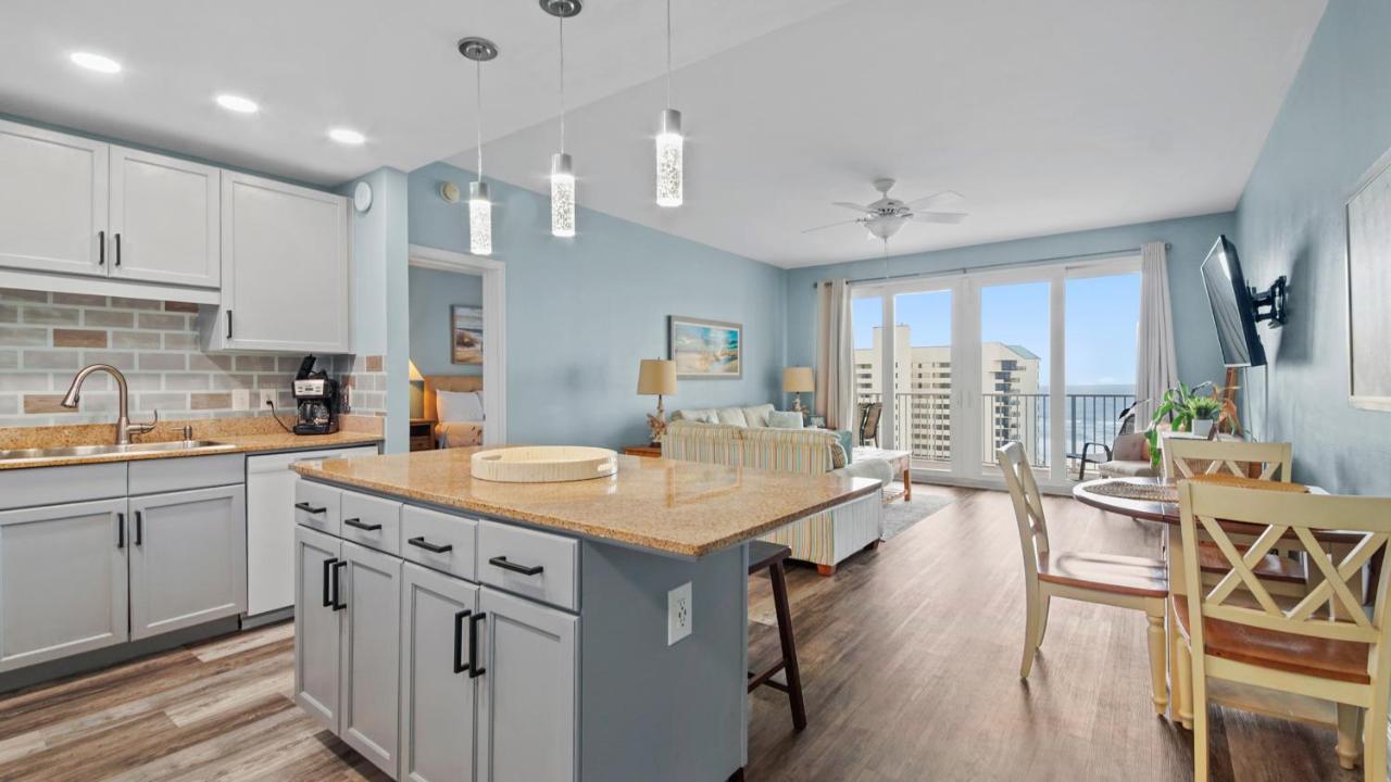 Some Beach Some Where At Laketown Wharf #825 By Nautical Properties Panama City Beach Εξωτερικό φωτογραφία